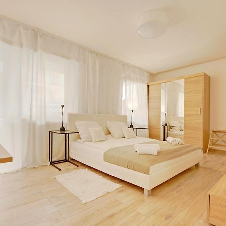 Apartament Rocha Rzeszow Ngoại thất bức ảnh